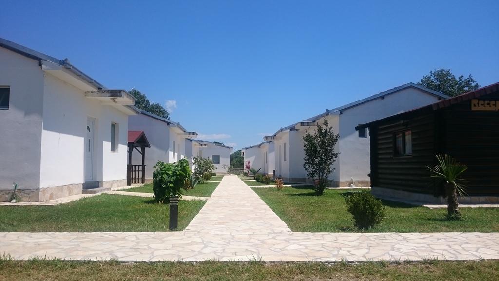 Beni Bungalows Ulcinj Exterior foto
